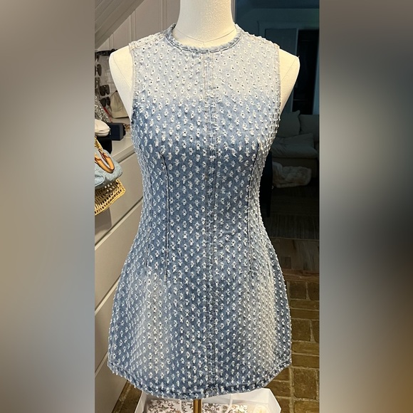 PrettyLittleThing Dress NWT - Picture 2 of 7